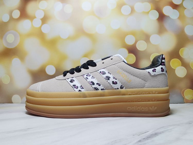 chaussures adidas brun blanc