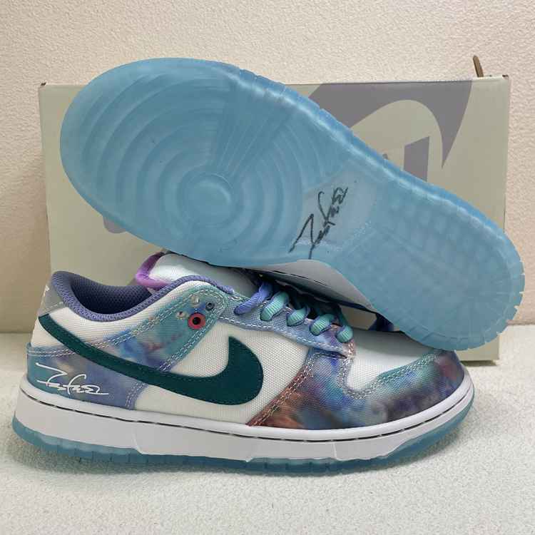 nike sb dunk tie dye