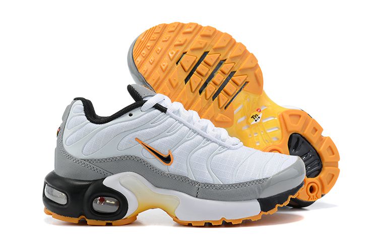 nike tn enfant junior promo,air max plus iii baskets basses olive