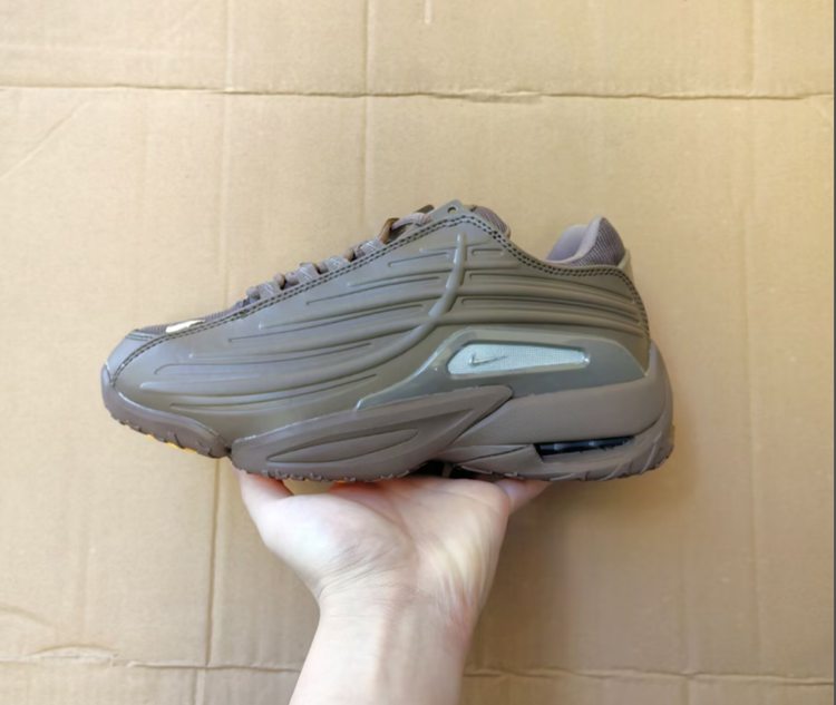 nocta x nike hot step 2 couleur brune