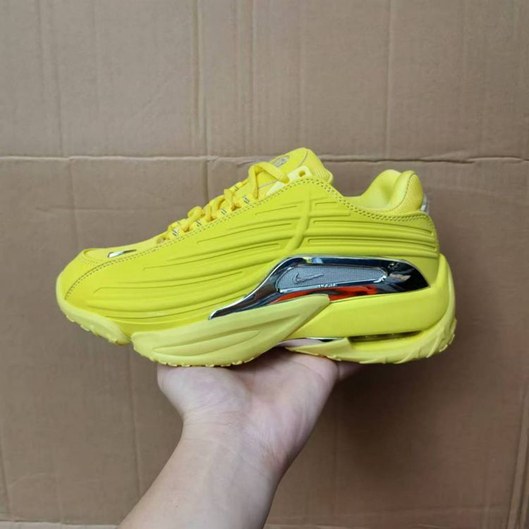 nocta x nike hot step 2 jaune