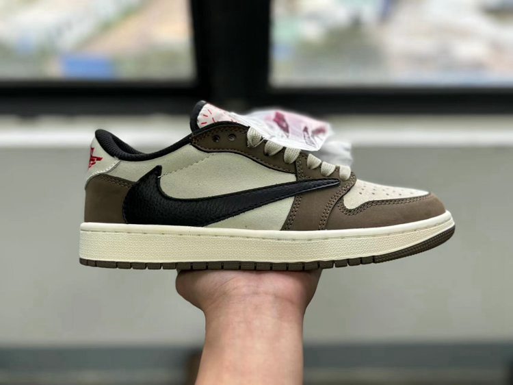 travis scott x air jordan 1 low gris foncé